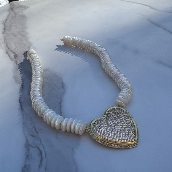 KOKO Collection Pearl and GP Gold and Pave’ Heart Necklace Valentines Gift - Picture 7 of 7